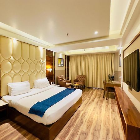 Hotel Vintage Zirakpur Chandigarh Panchkula Eksteriør billede