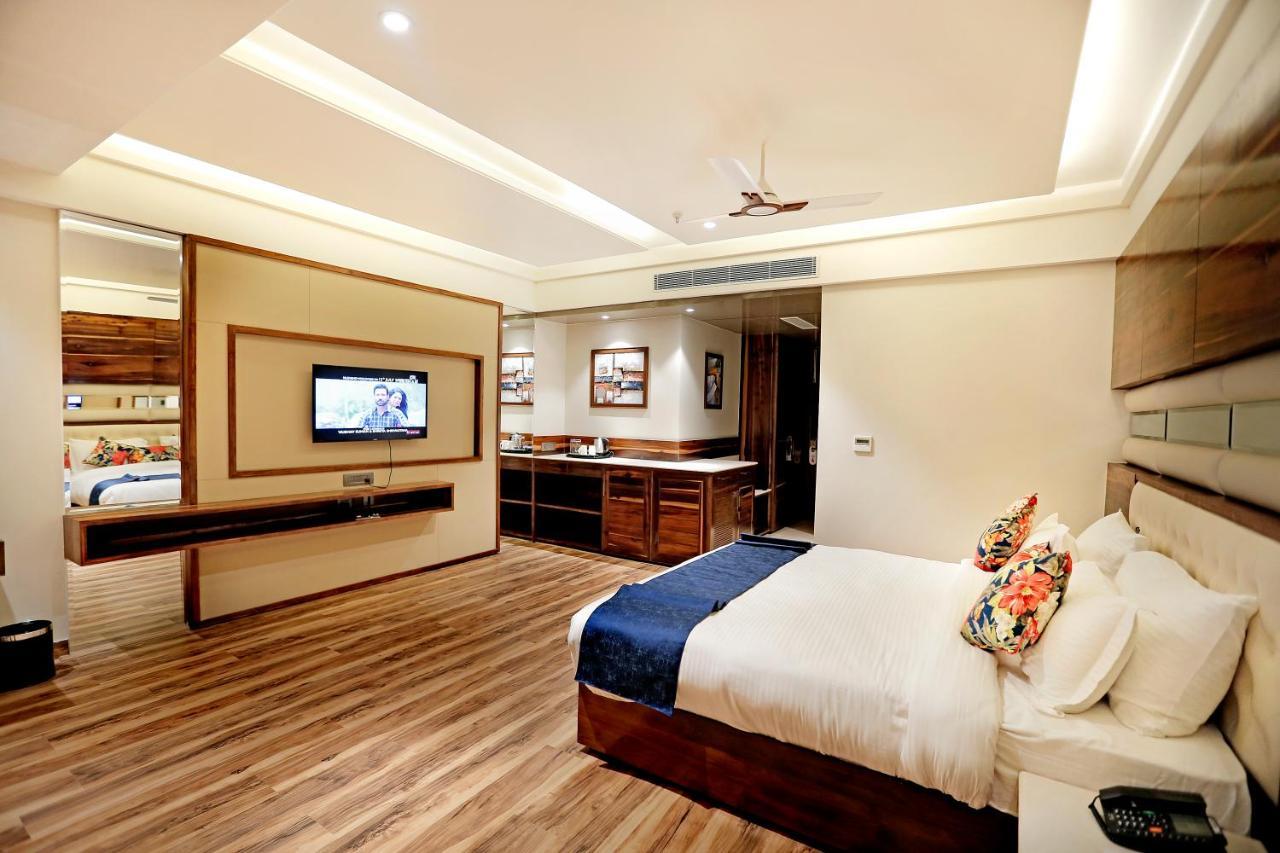 Hotel Vintage Zirakpur Chandigarh Panchkula Eksteriør billede