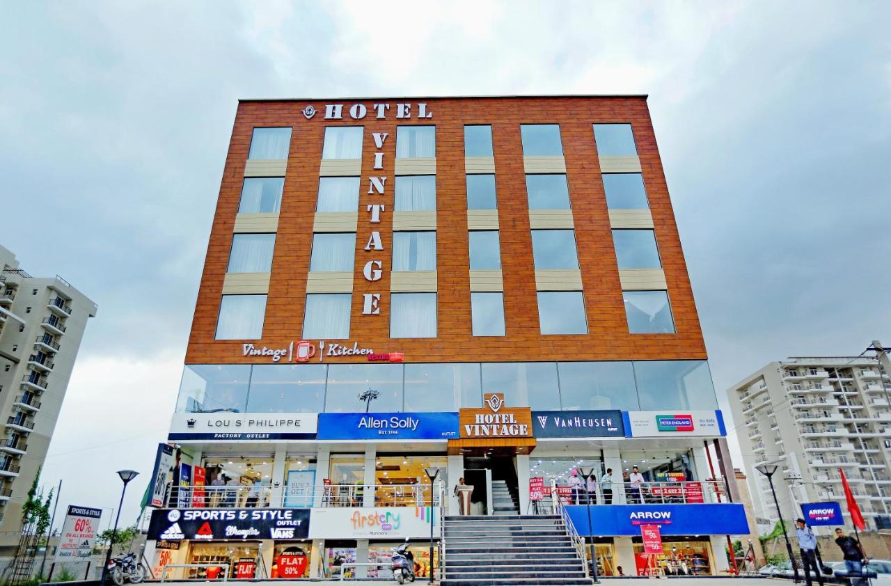Hotel Vintage Zirakpur Chandigarh Panchkula Eksteriør billede