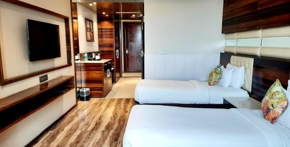 Hotel Vintage Zirakpur Chandigarh Panchkula Eksteriør billede
