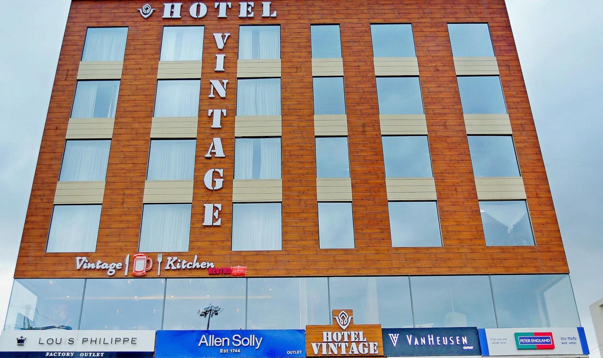 Hotel Vintage Zirakpur Chandigarh Panchkula Eksteriør billede