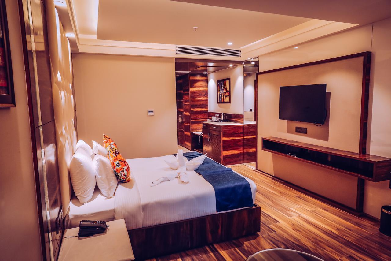 Hotel Vintage Zirakpur Chandigarh Panchkula Eksteriør billede