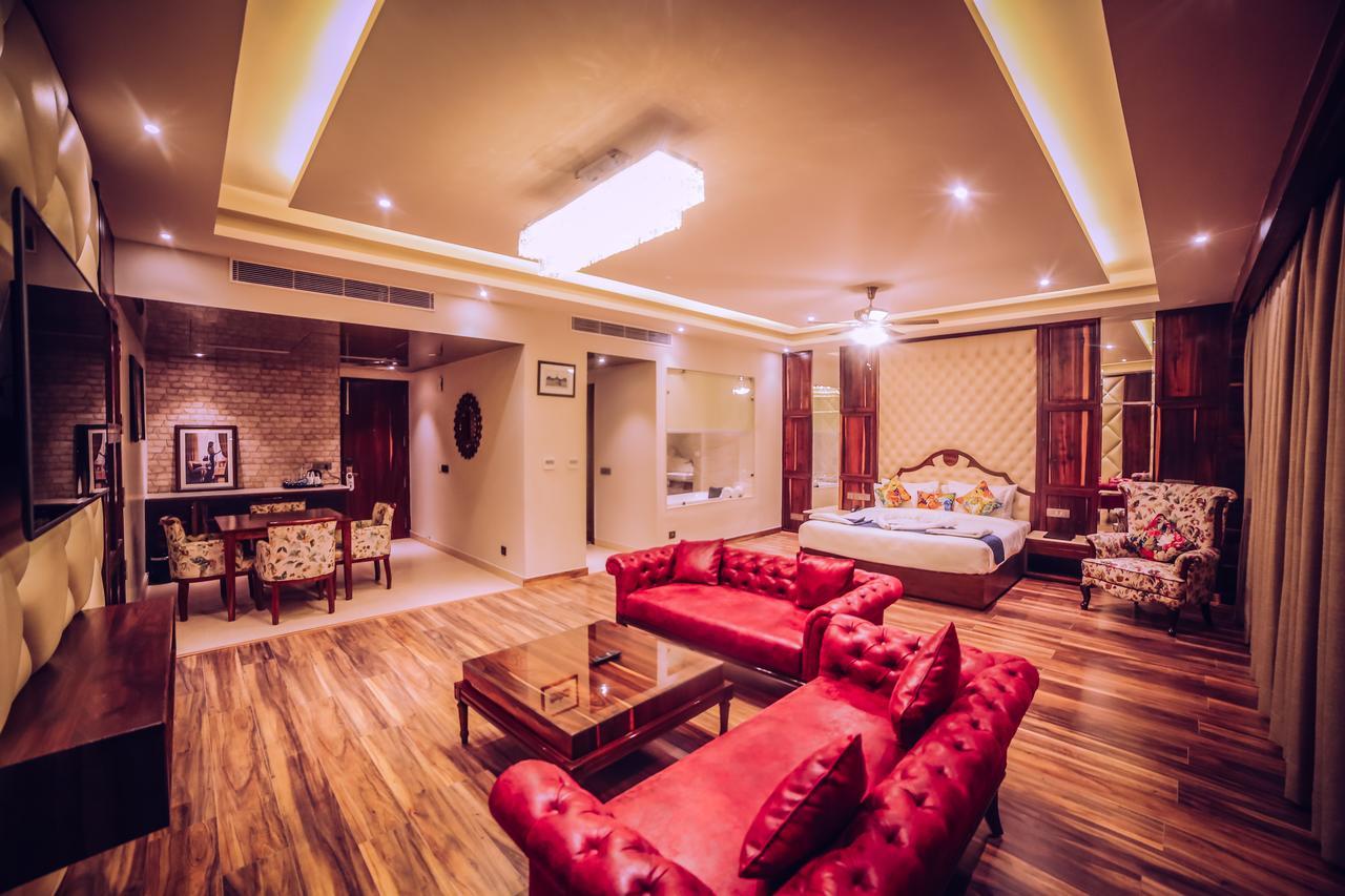 Hotel Vintage Zirakpur Chandigarh Panchkula Eksteriør billede